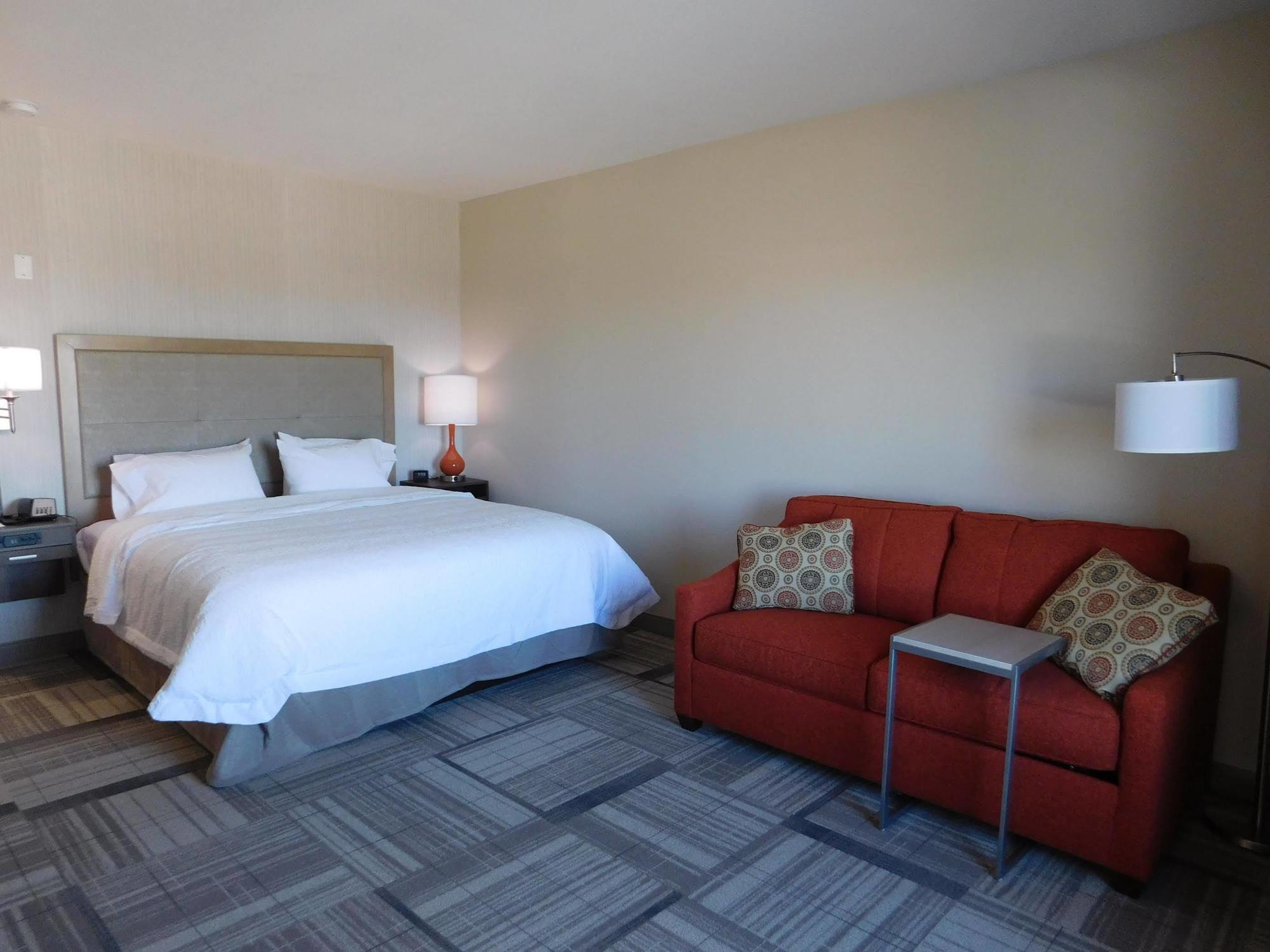 Hampton Inn & Suites Артезія Екстер'єр фото